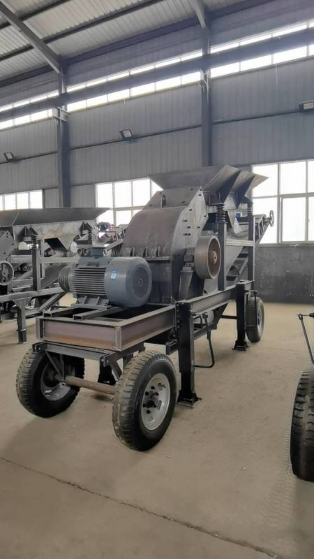 移动锤式制沙机#投资最少的制砂机,7万元就可以拥有一台移动锤式破碎