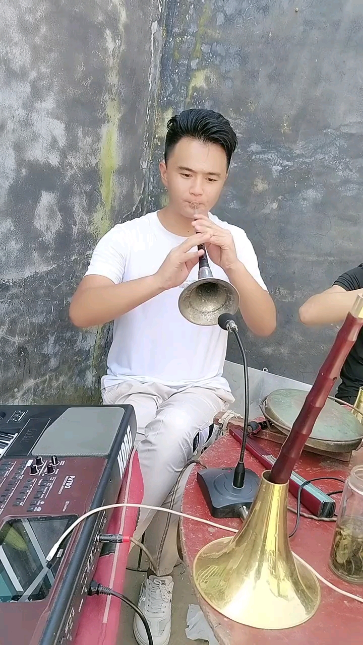 田聪聪不愧是豫东年轻的唢呐王