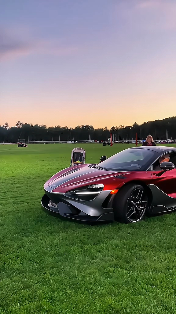 豪车超跑#迈凯伦全球限量版,好看吗?