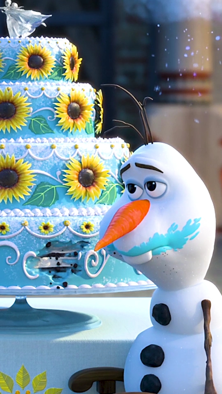 动漫剪辑#哈哈,雪宝偷吃蛋糕现场!