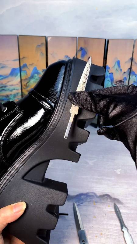 上次做的暗器鞋子有家人说没看懂机关,这次可看懂了?-度小视