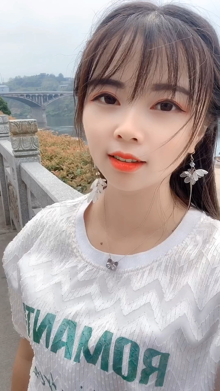 小姐姐#我信你个鬼