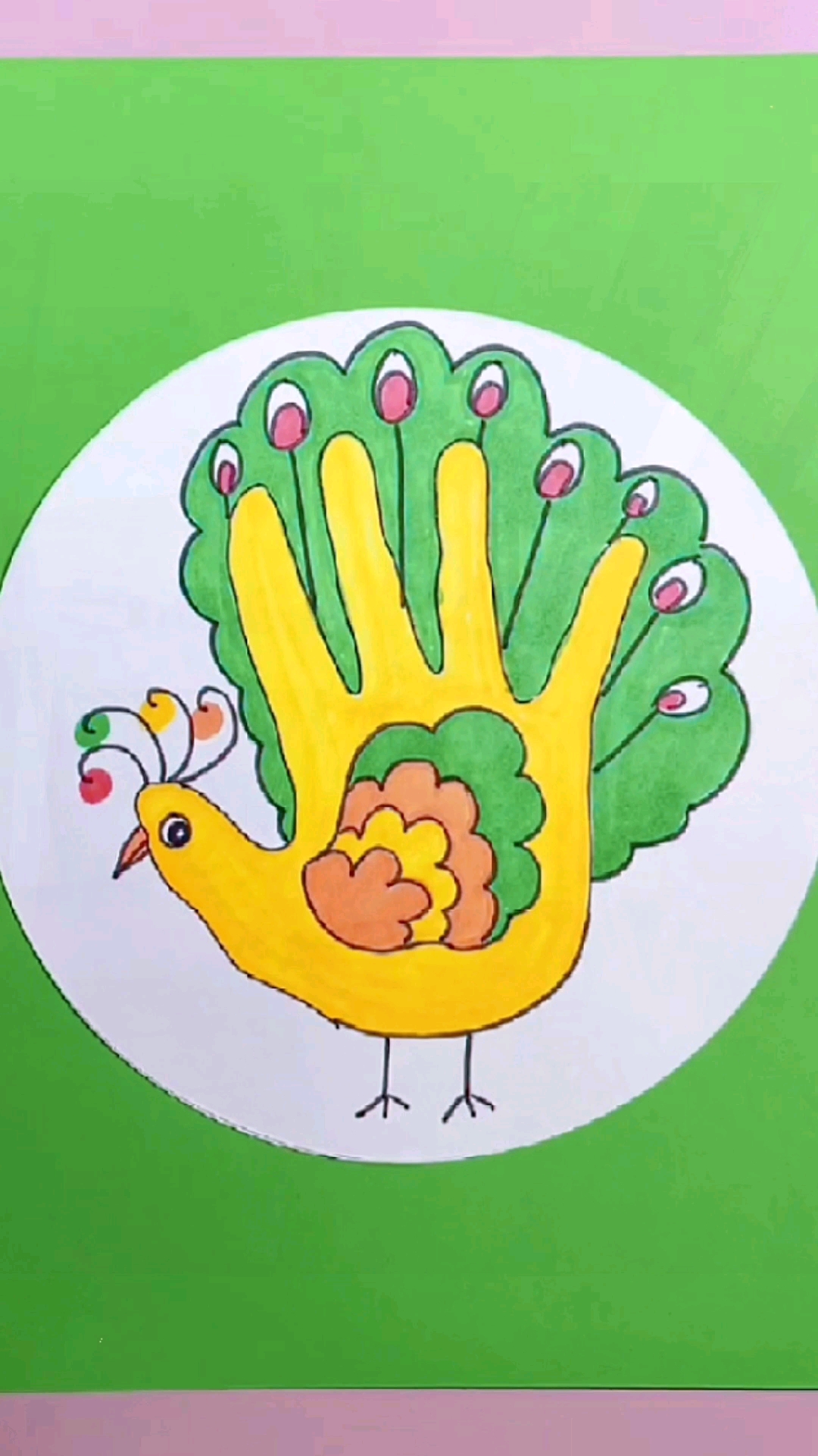 手工制作#用孩子的手掌画个漂亮的手掌画吧