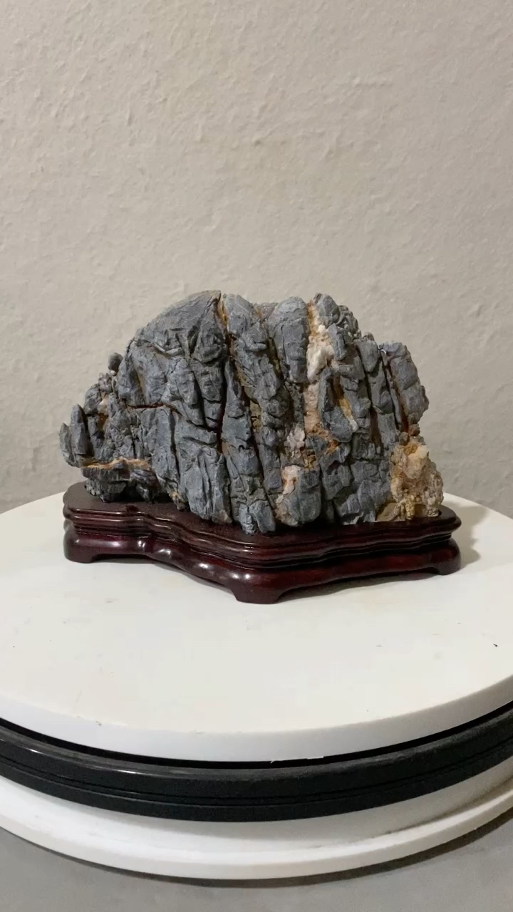 灵璧石莲花瓣山形