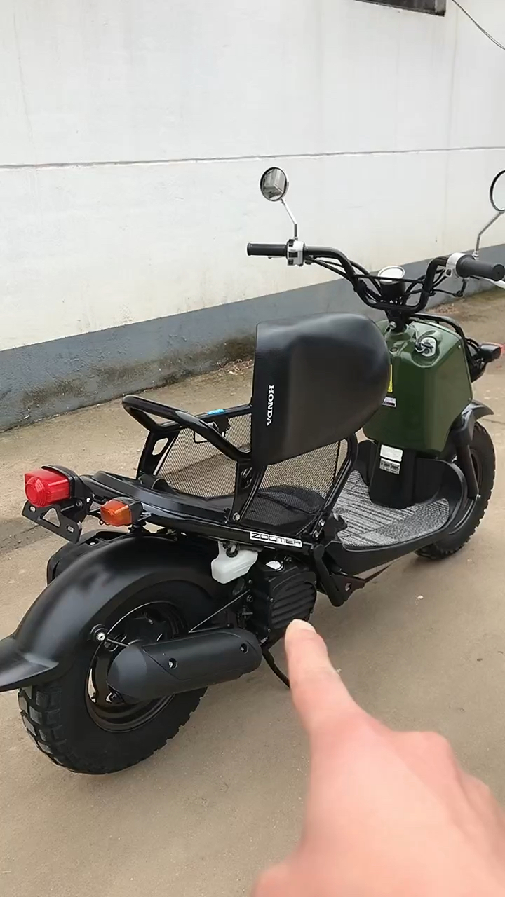 本田祖玛!喜欢机车的朋友们关注一下!-度小视