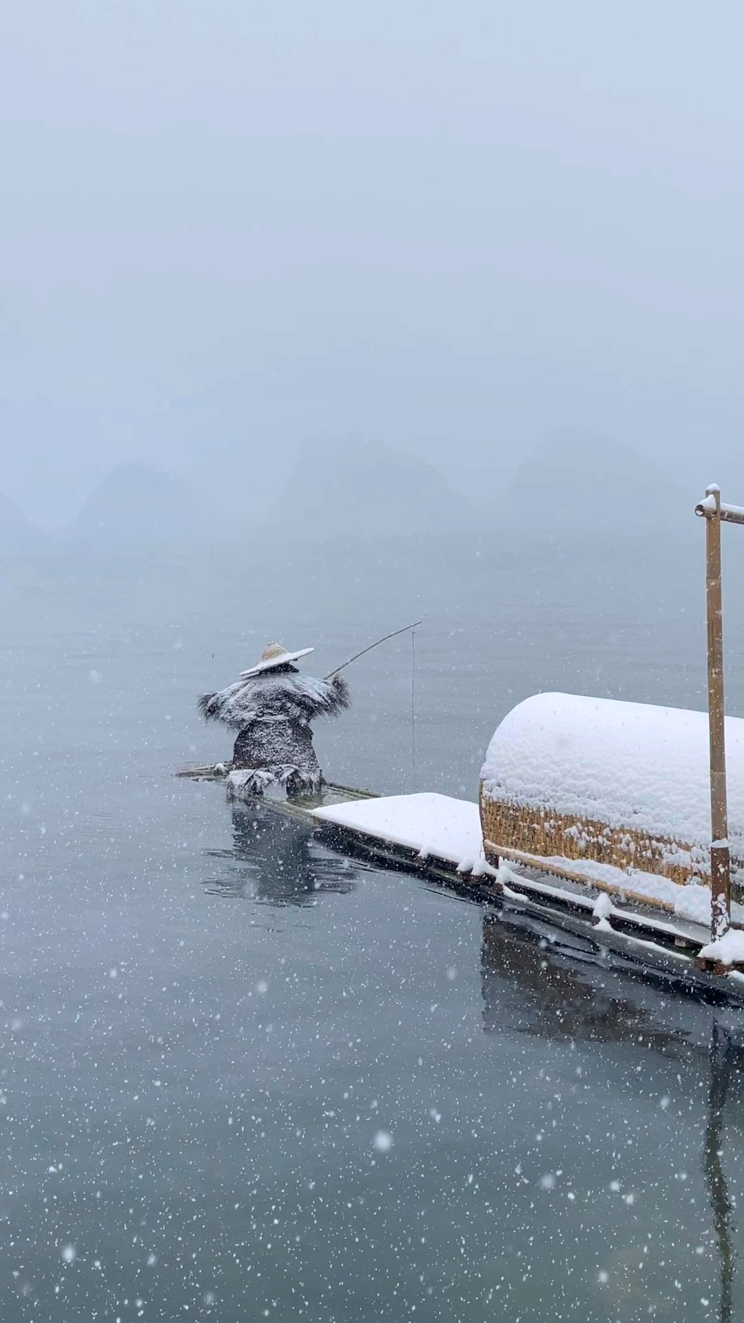 雪中独钓图片图片