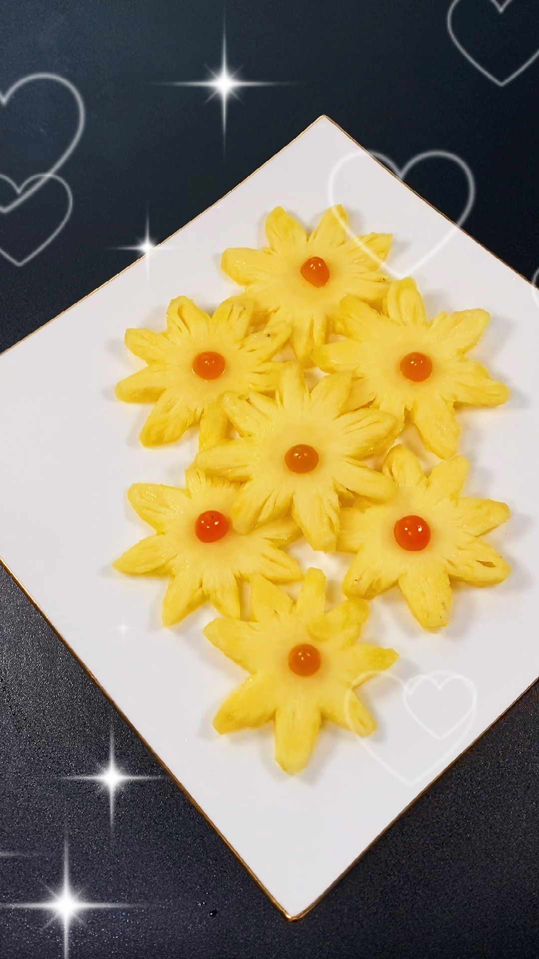 创意果盘#菠萝形片花,就像是吃菠萝也要有满满的仪