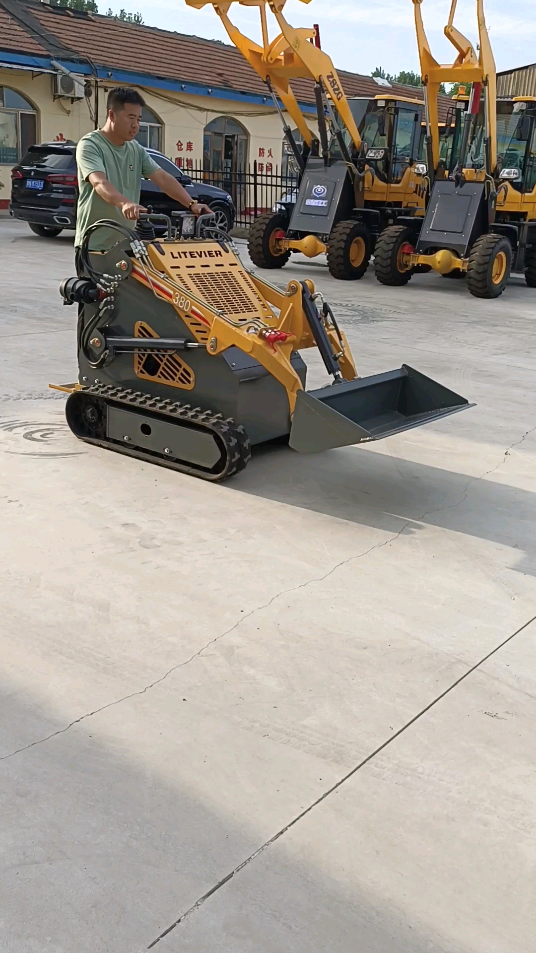 履带式滑移铲车滑移装载机