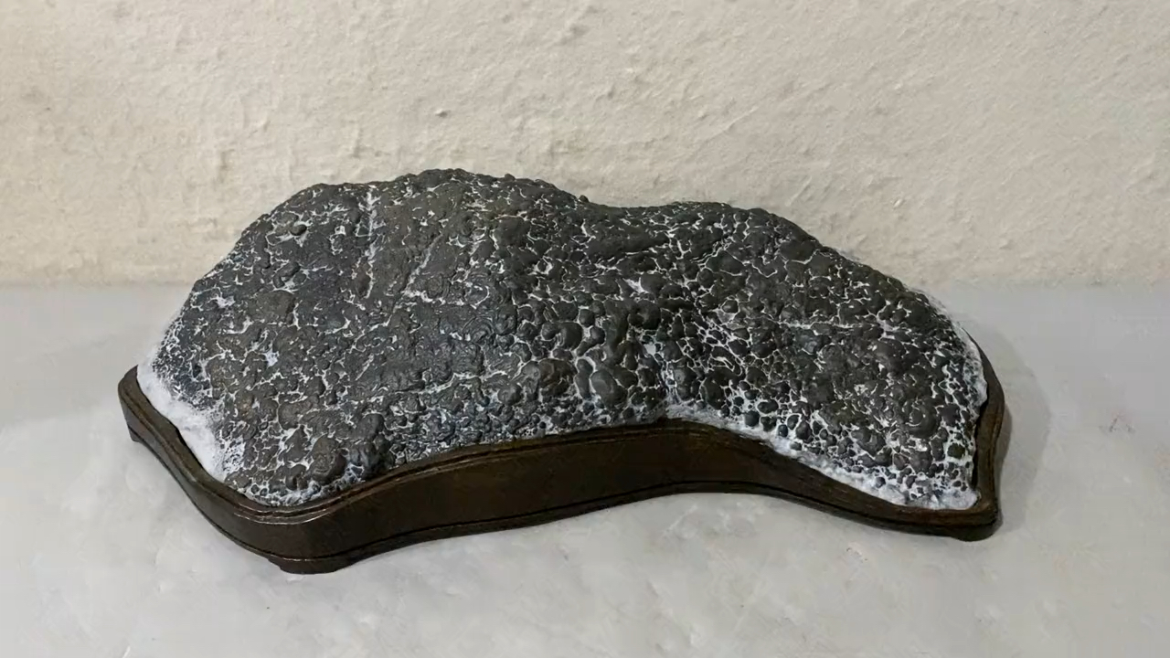 灵璧石花纹珍珠石远山