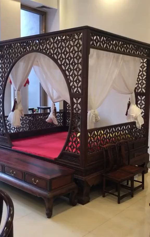 一生的一张床,结婚怎么能少了一张古典红木床