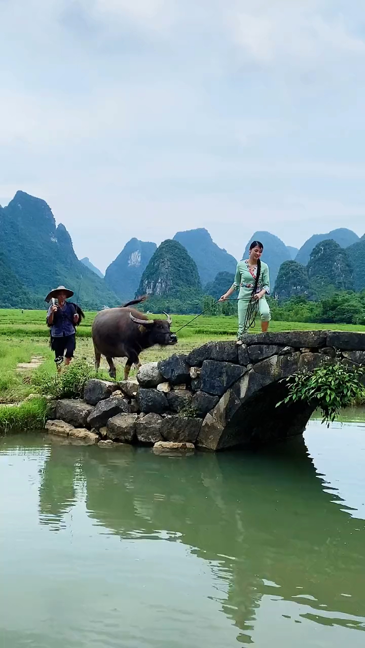 桂林小辣椒分享了视频,快来围观!