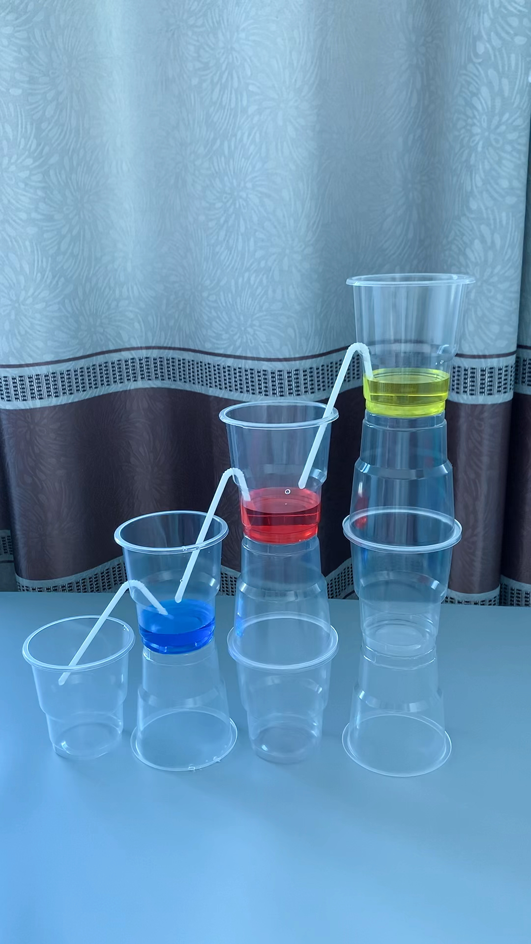幼儿园手工用几个杯子吸管在家就能玩科学小实验让孩子爱上科学善于