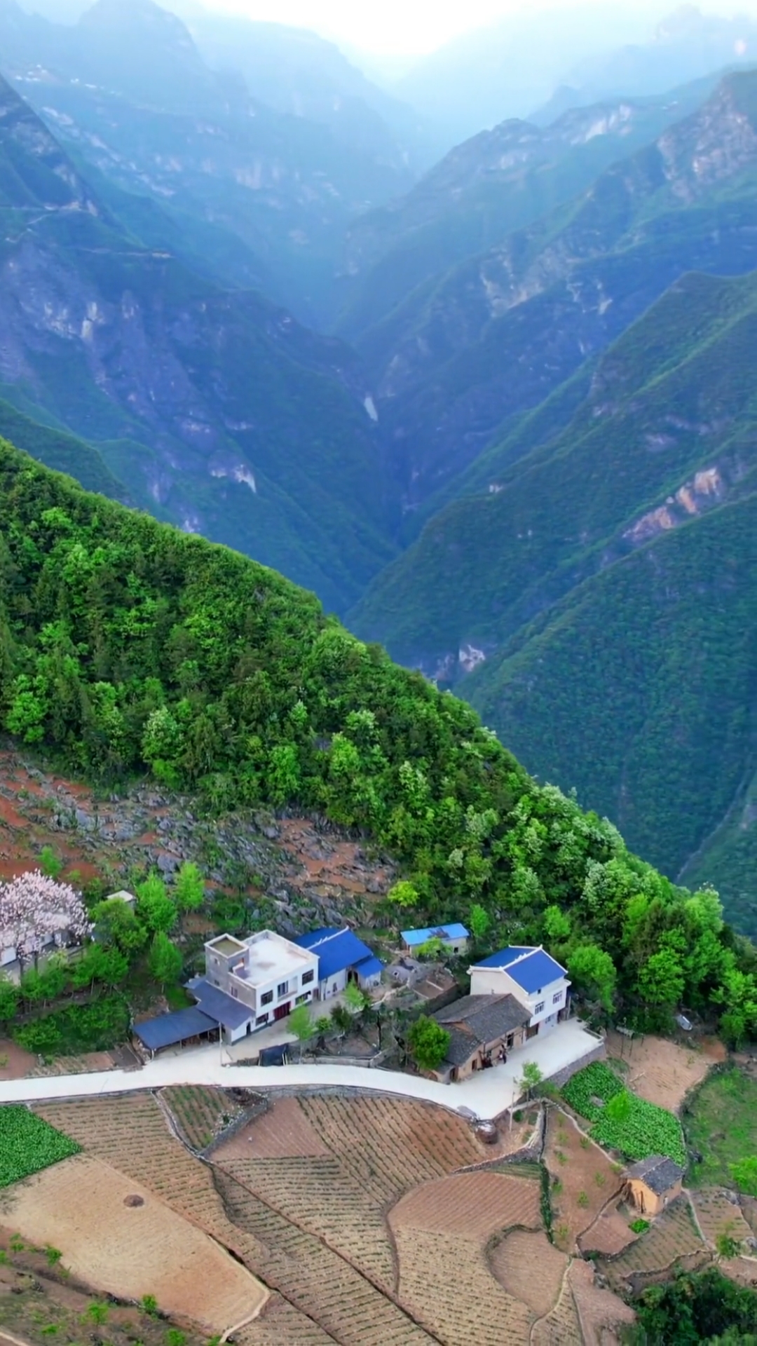 田园生活#现代的中国乡村,已经发生了翻天覆地的变化.你向往吗?