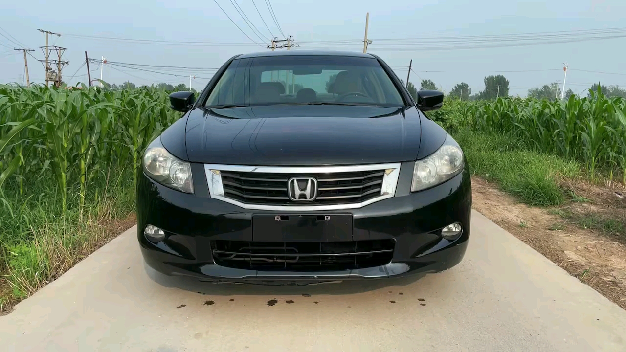 汽车那些事#北京武警部队退役本田八代雅阁,2.