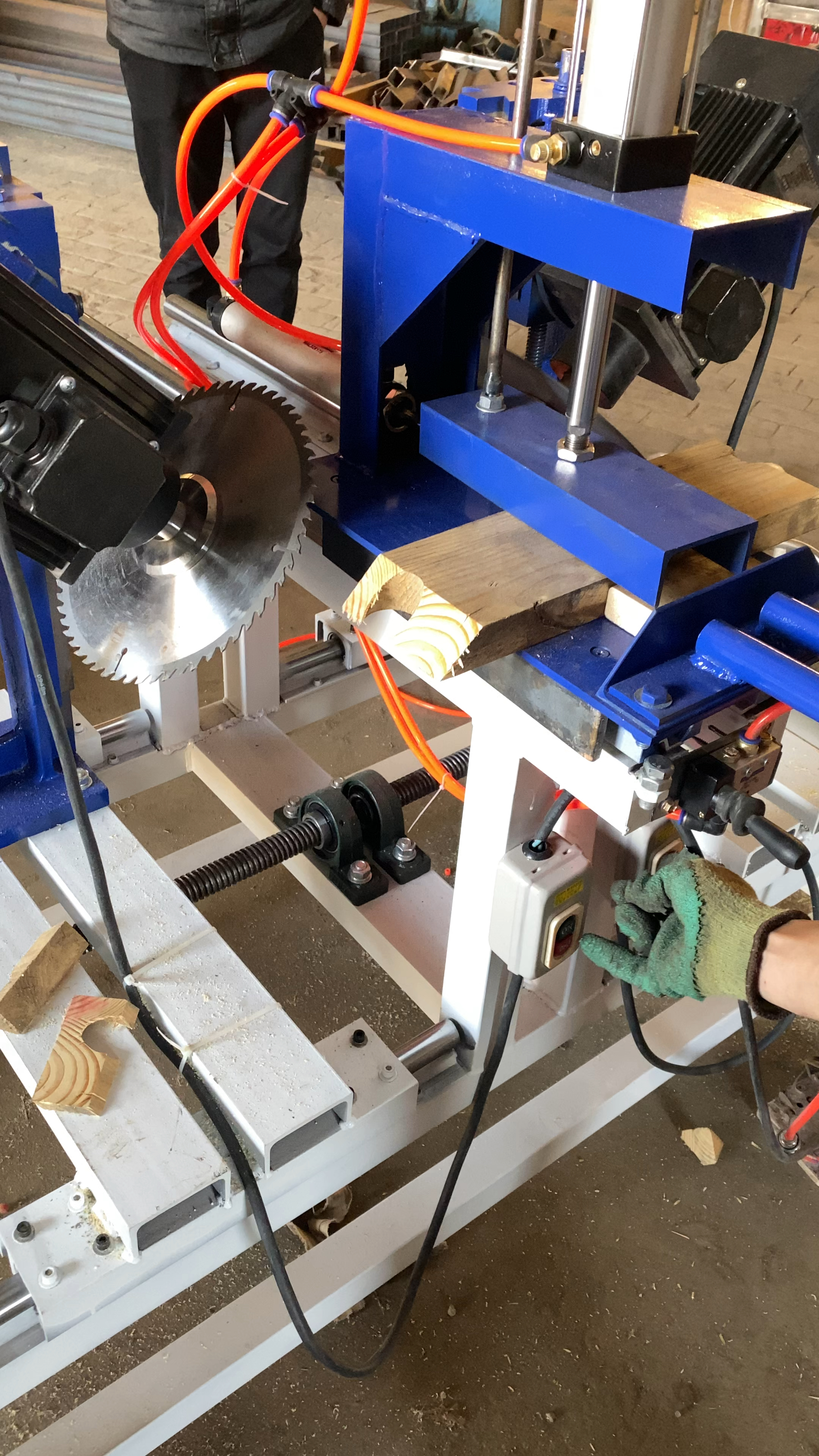 木工机械设备#45双端截锯可调节45度90度锯出木料光滑平整