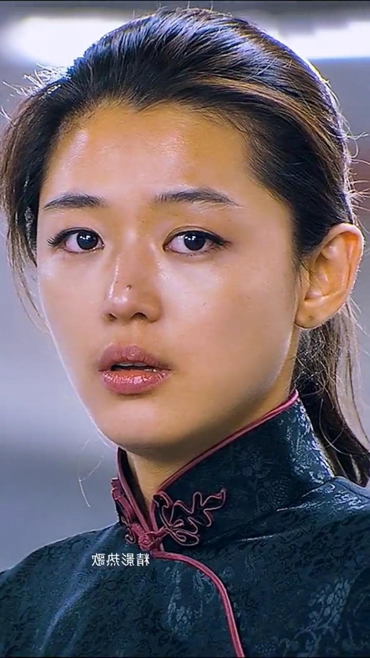 金智贤#大家还记这位曾经很火的韩国女星吗?