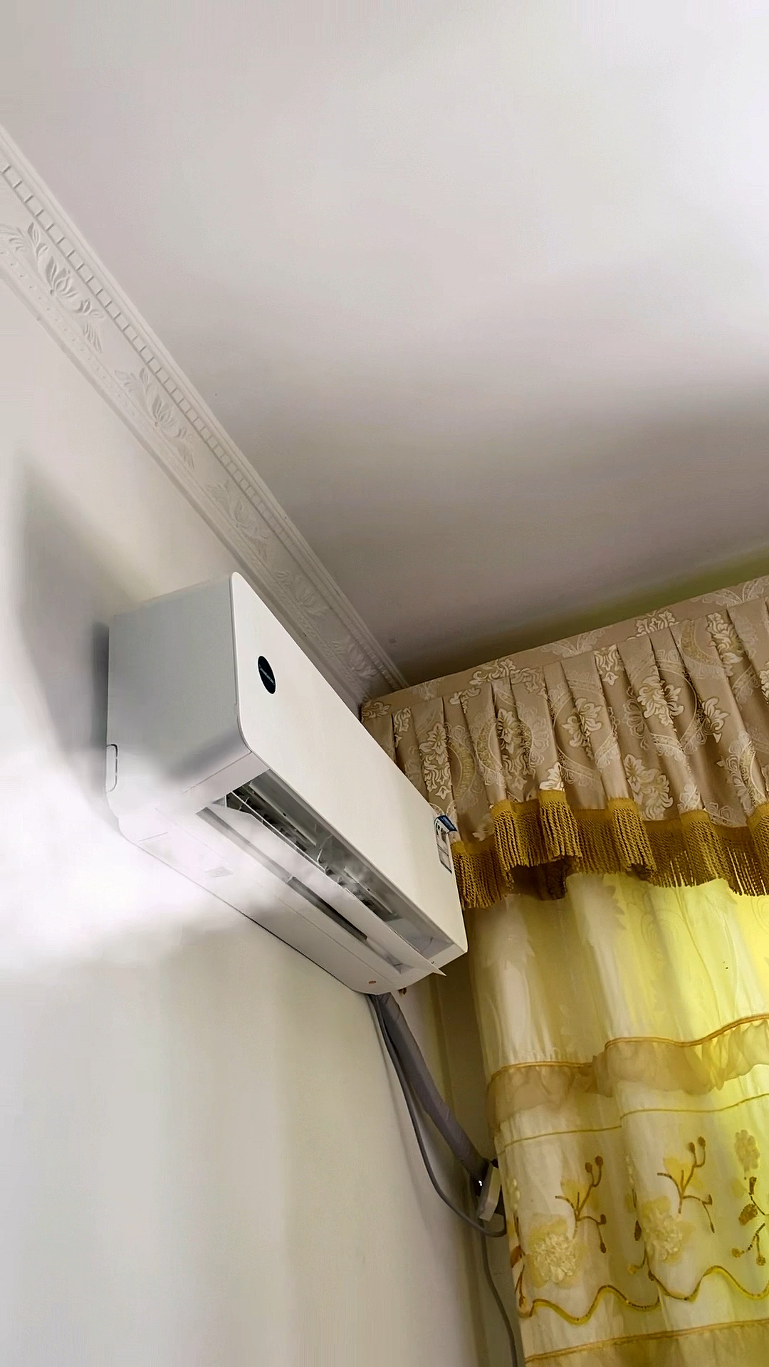 这是高手#这天也太热了,空调都冒烟了