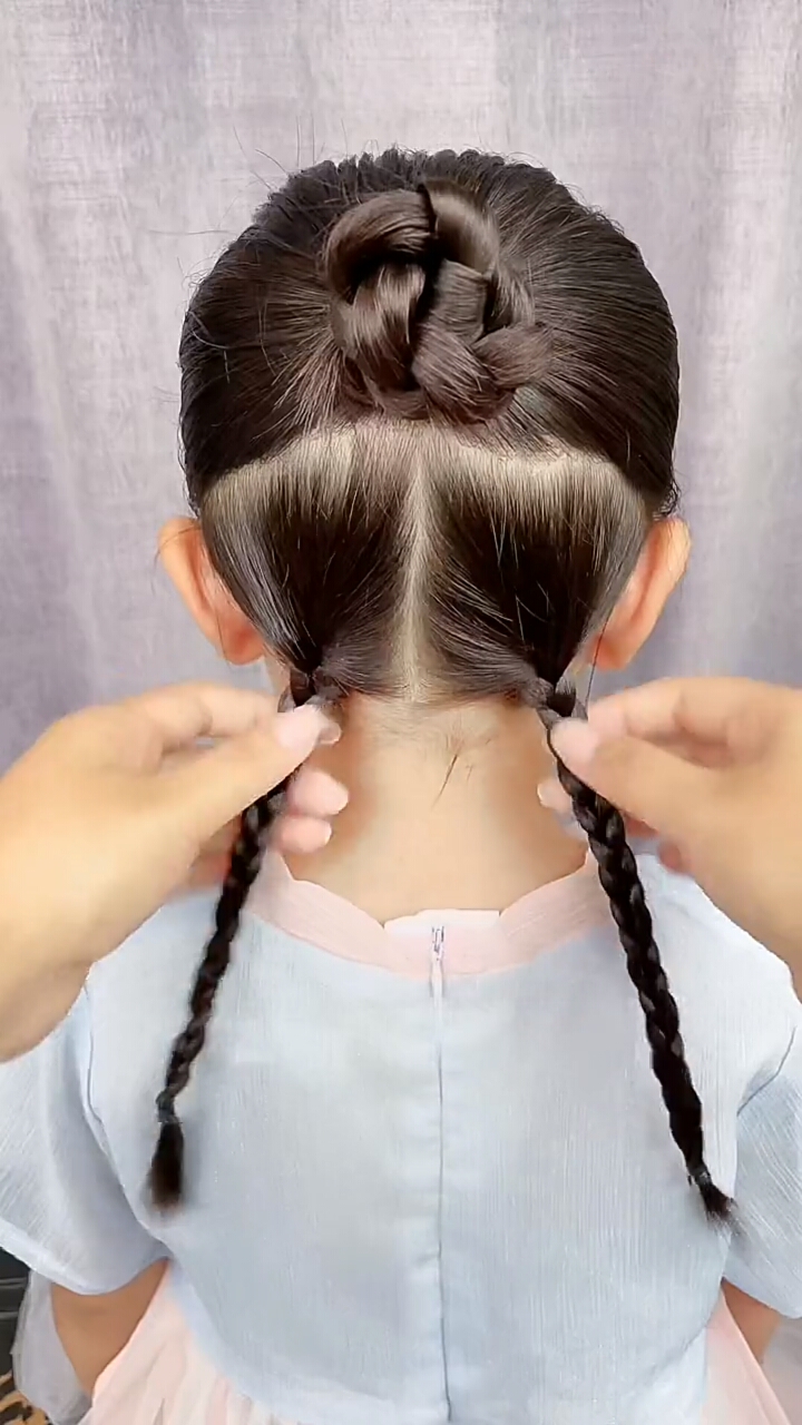 儿童格格发型梳法图片