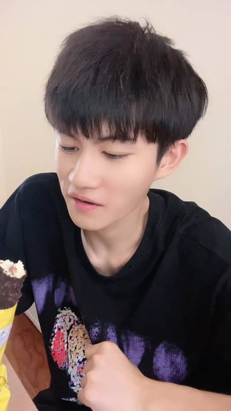 93万次播放.2021-08-2110.66万熊松松calm210.