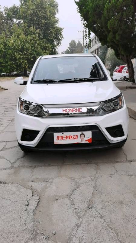 鸿日s1新款上市漂亮大气的颜值高