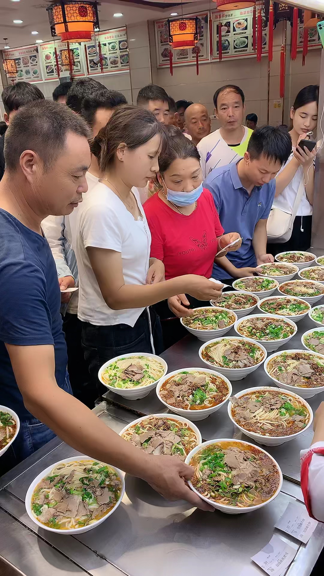 花角750克八角50克小茴香50克香叶25克丁香45克香碗50克