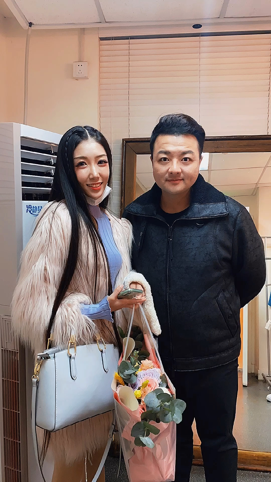 你工作的样子真美#观看了滑稽戏天地粮心有幸与上海滑稽演员老师们