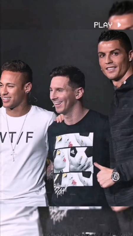 足球#梅西,内马尔,c罗罕见合影!你更喜欢谁呢?