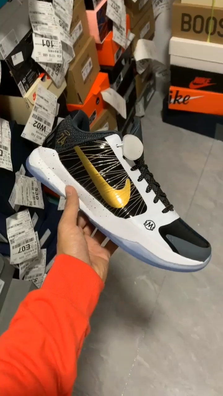 愚人节#圃田科比5代天使开箱体验视频