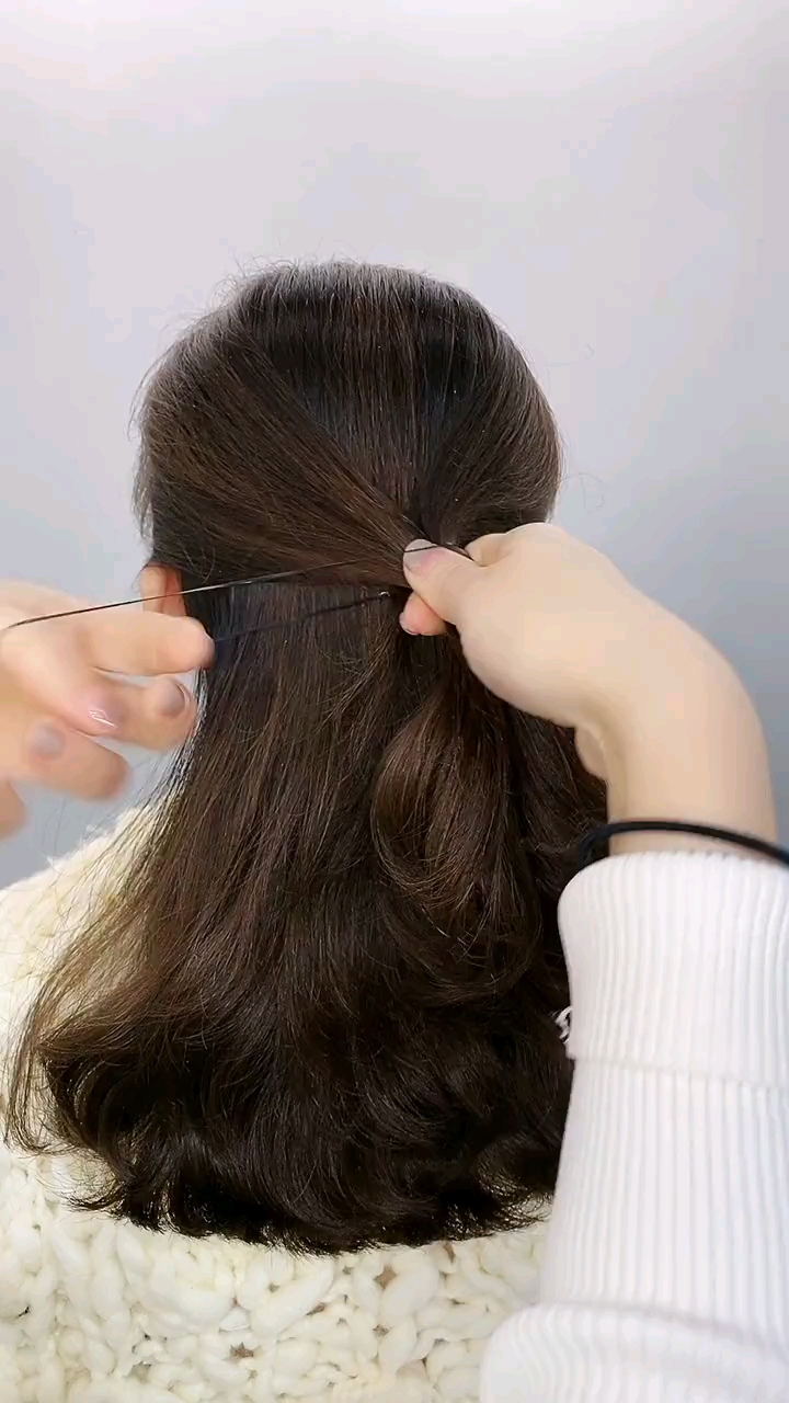 你喜欢的样子我都有#一根头绳扎出完美发型