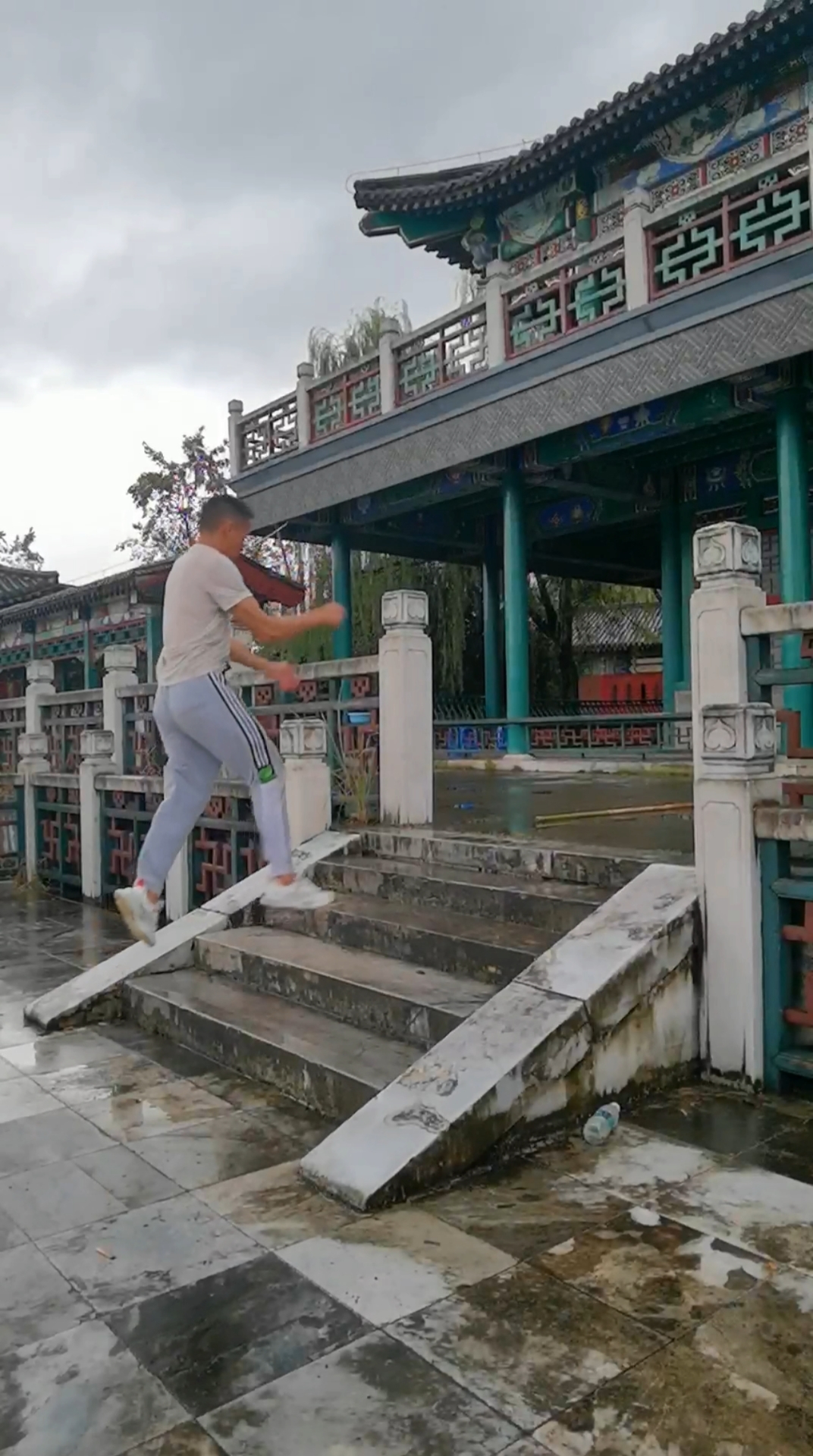 中华武术#空中四步跳了五步台阶