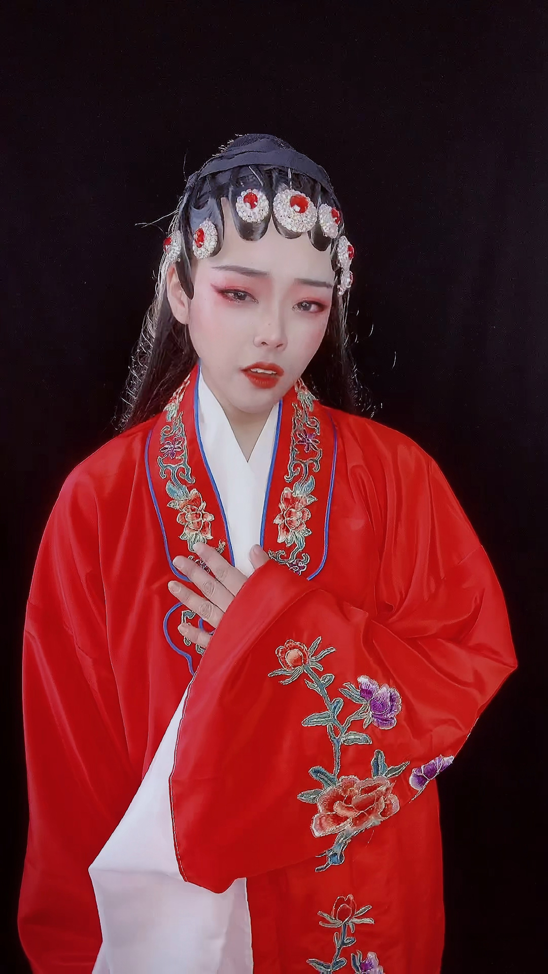 戏子多秋戏子的可悲人生演技炸裂