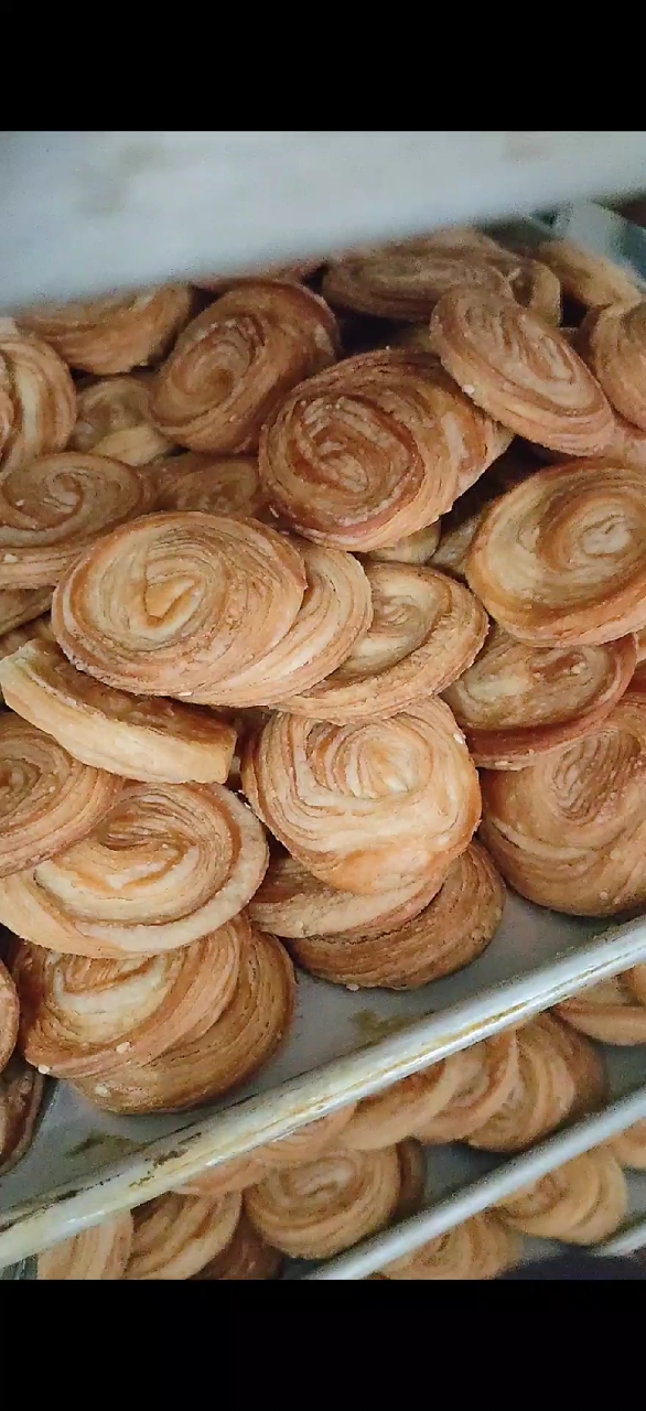 扶贫助农#长寿之乡湖北钟祥的特产美食,葛粉脆酥饼,一起来尝尝吧!