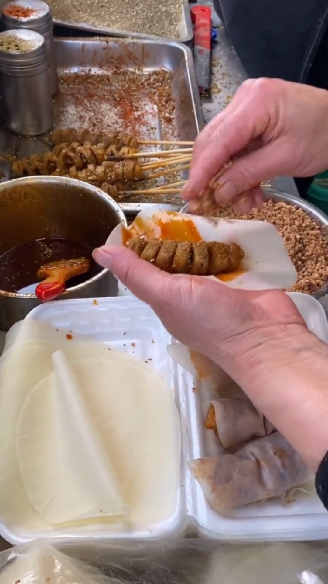 烙馍好烤面筋真是绝配,味道棒棒的