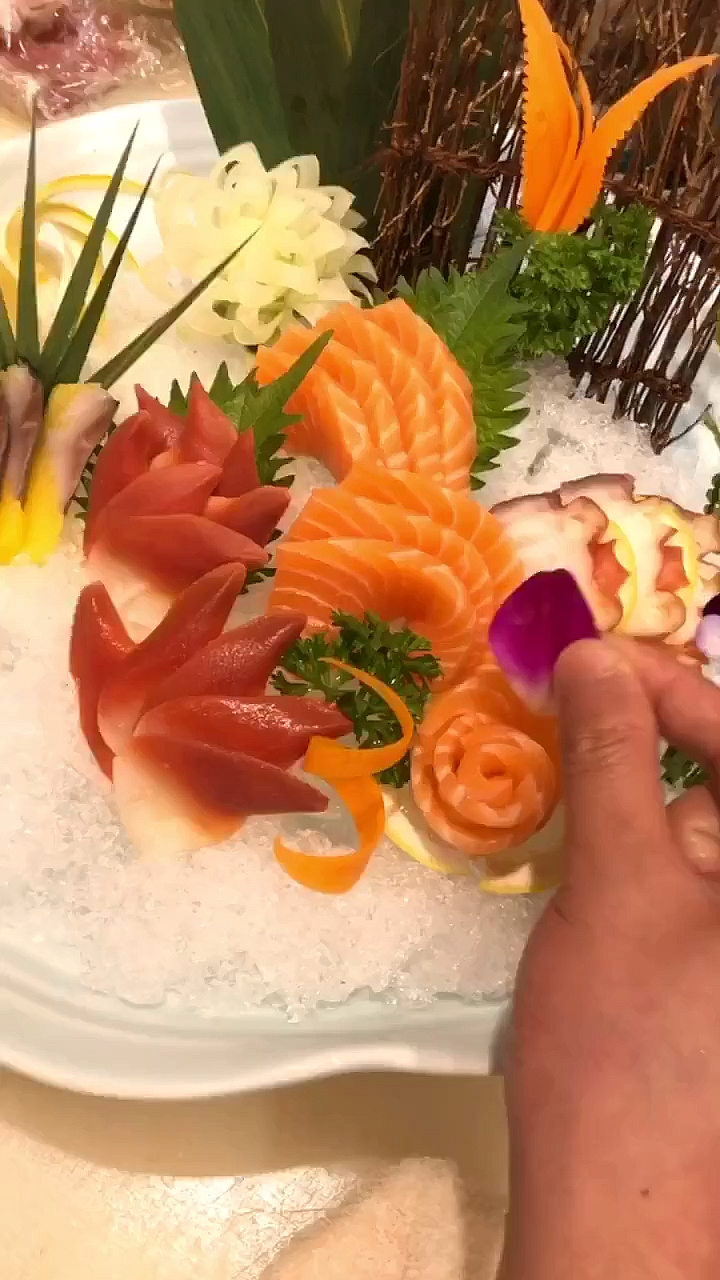刺身#刺身拼盘,大家喜欢吃刺身吗?