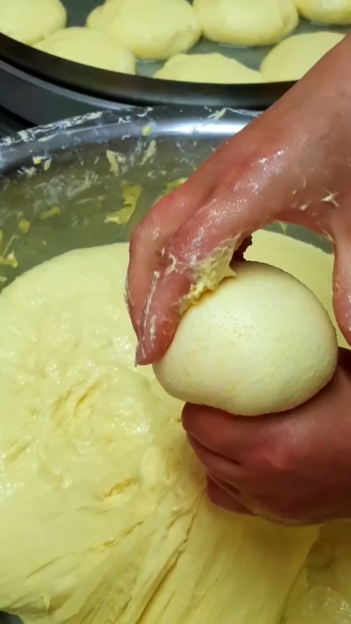 四合面大饼子制作手法