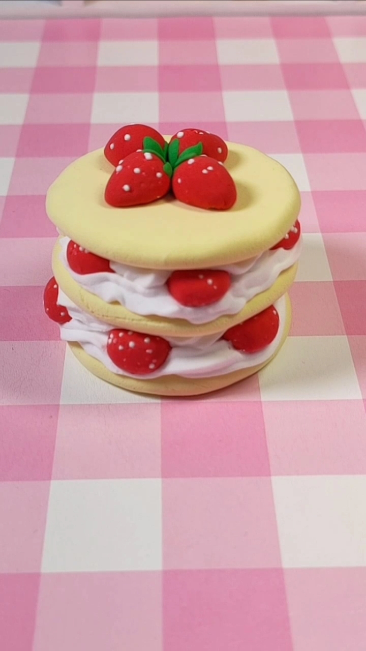 超轻粘土教程,草莓千层蛋糕-度小视