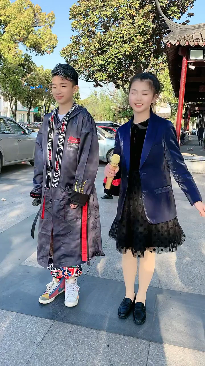 兄妹组合谢谢叔叔阿姨哥哥姐姐弟弟妹妹们的支持