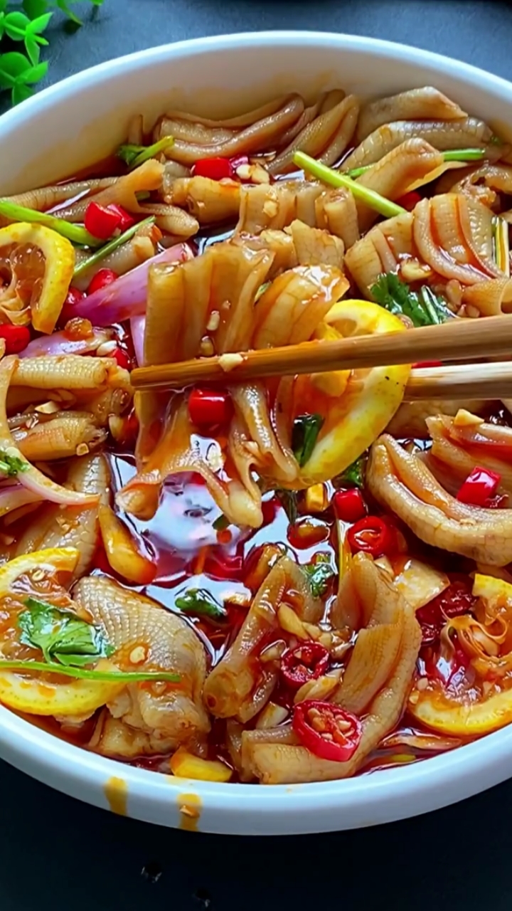 秀出你的拿手菜#酸辣脆爽鸭爪超级好吃