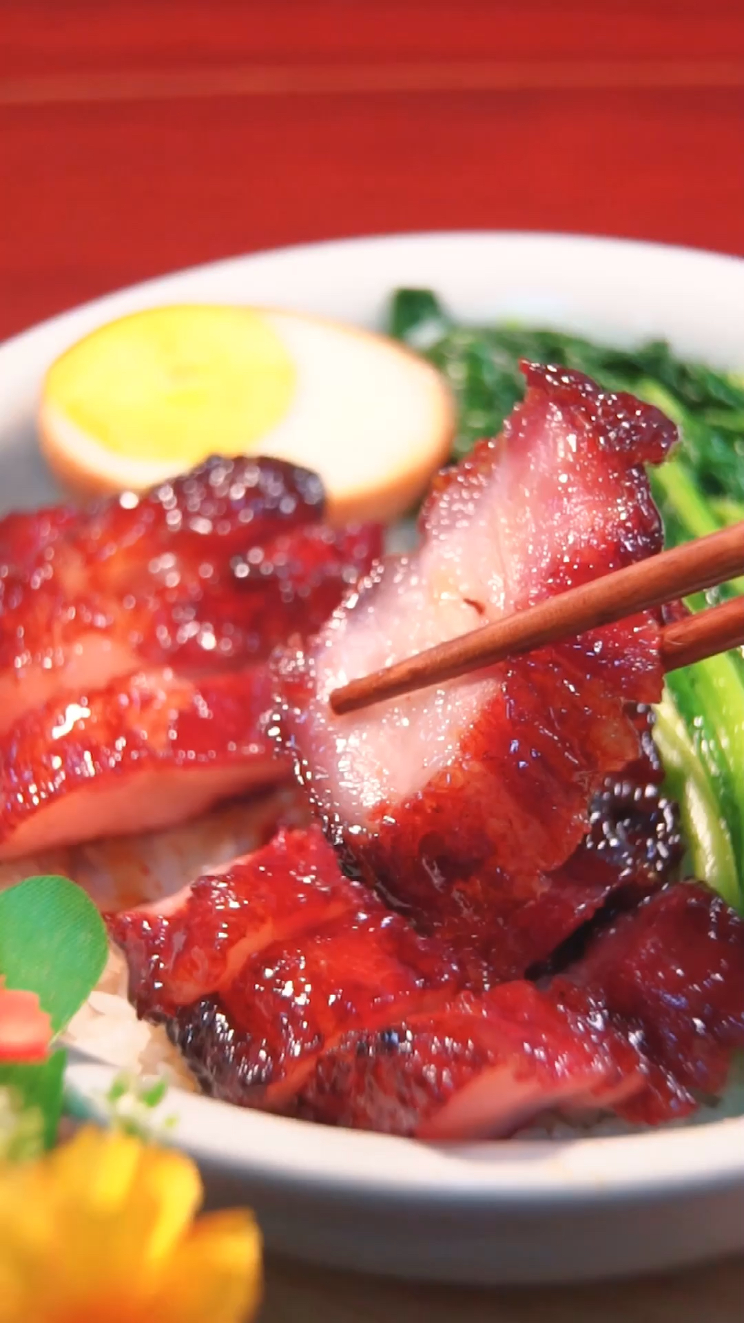 烧腊技术培训#烧腊培训i满天红烧腊蜜汁叉烧饭摆盘过程分享