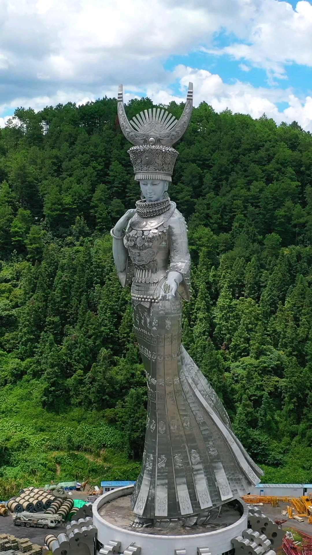 万元奖金争夺赛#苗族最美女神仰阿莎,她有一个美丽的传说,愿天下有