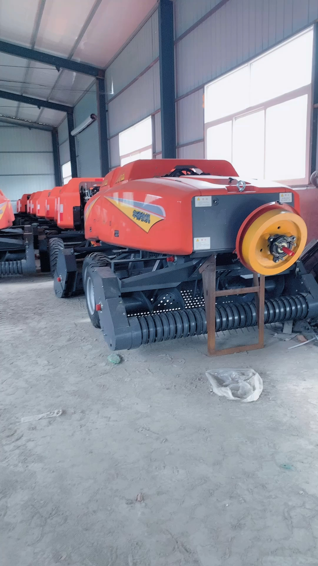 秸秆打捆机华德雷沃花溪玉田现货多