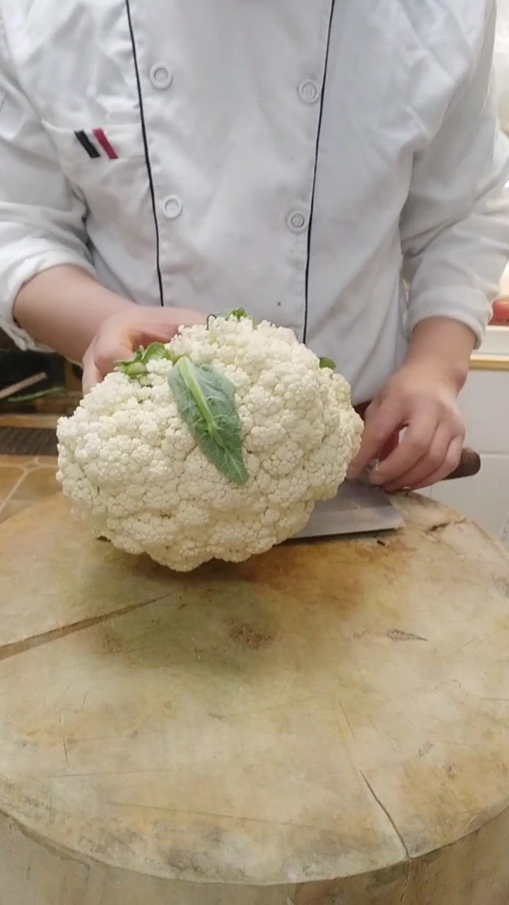 老板娘说菜花也能用刀切