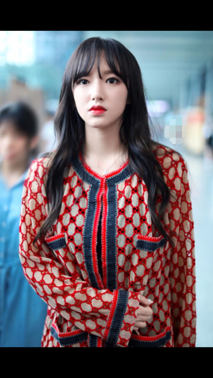 颜值大pk#核弹身材美女程潇