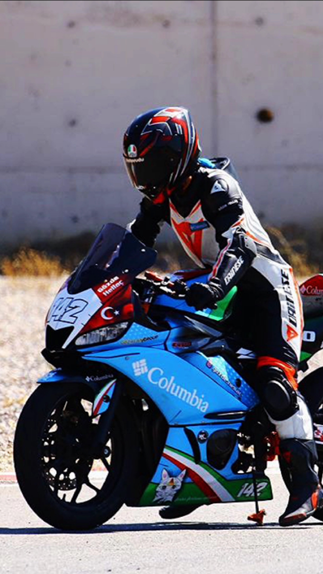 摩托车#雅马哈女骑手