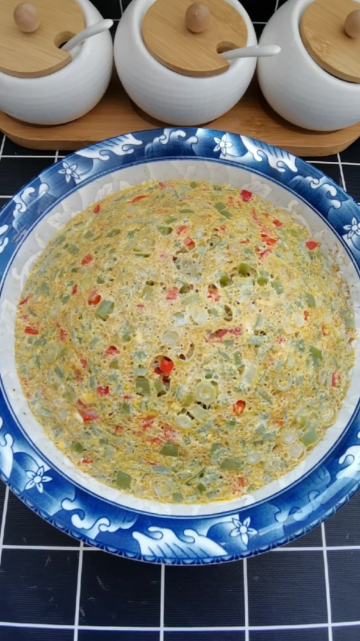 我要上热门#东北人最爱吃的辣椒鸡蛋焖子