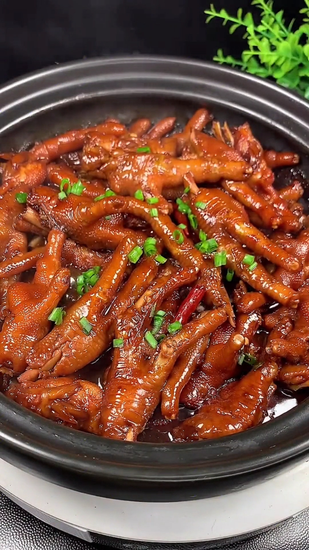 618超级好物节#给大家做个好吃的砂锅红烧鸡爪,特别入味好吃