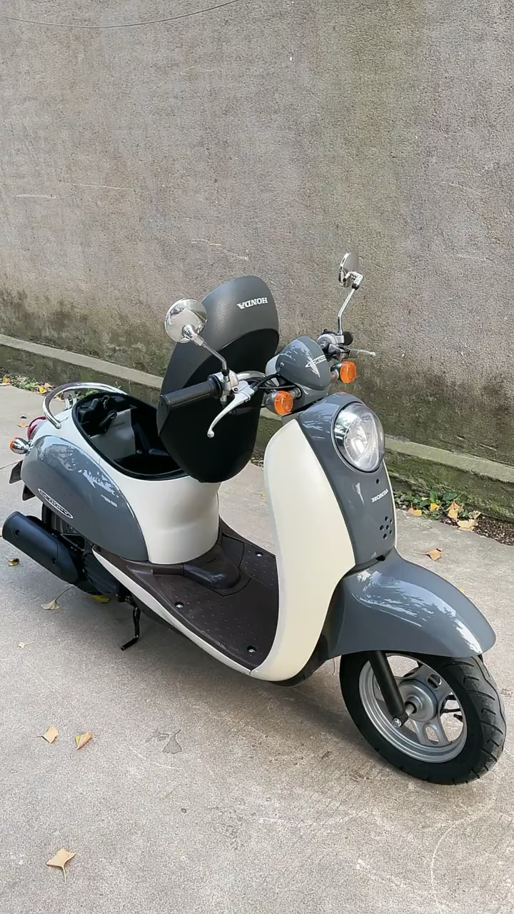 日本进口本田小龟!喜欢机车的朋友们关注一下-度小视