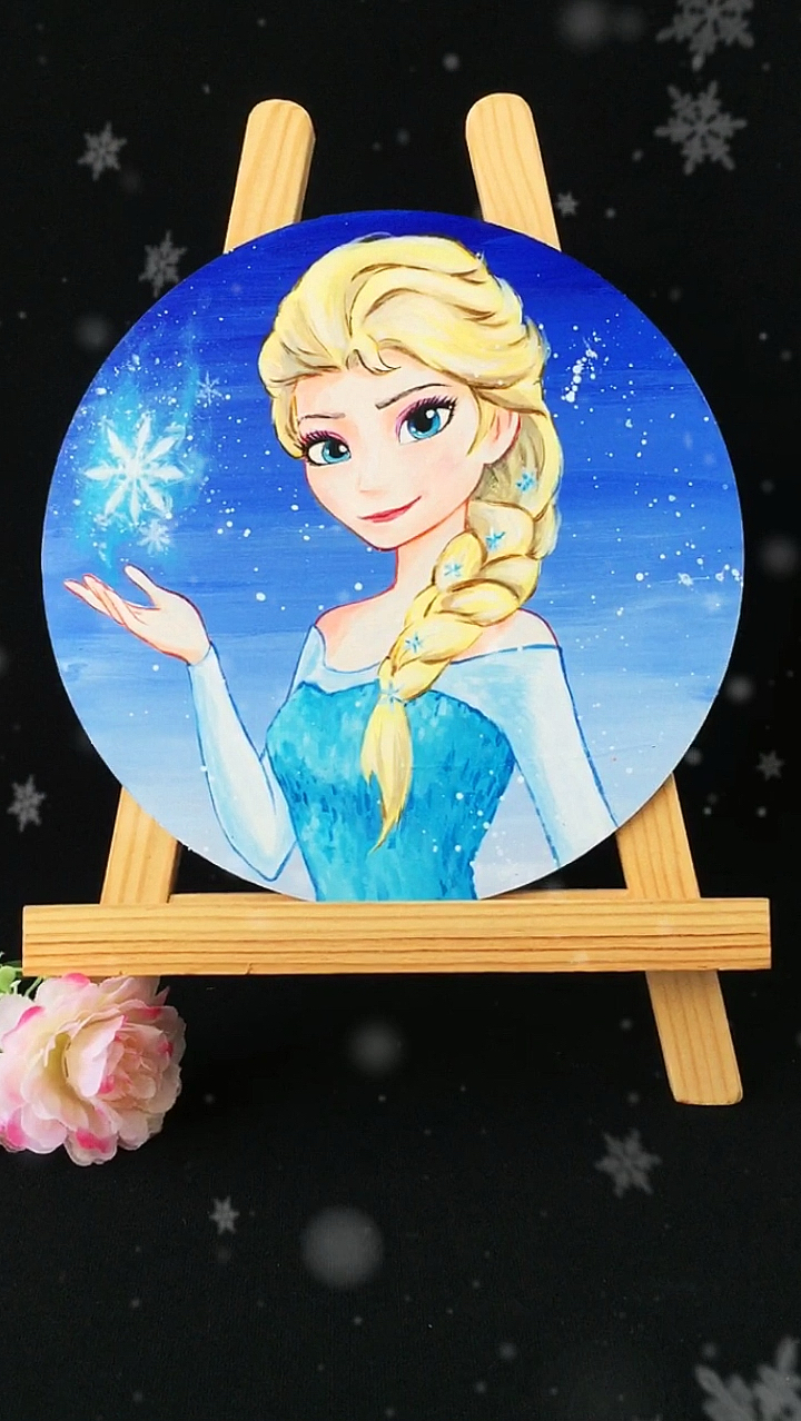 画画原来如此简单#老爸画的艾莎vs我画的艾莎-度小视