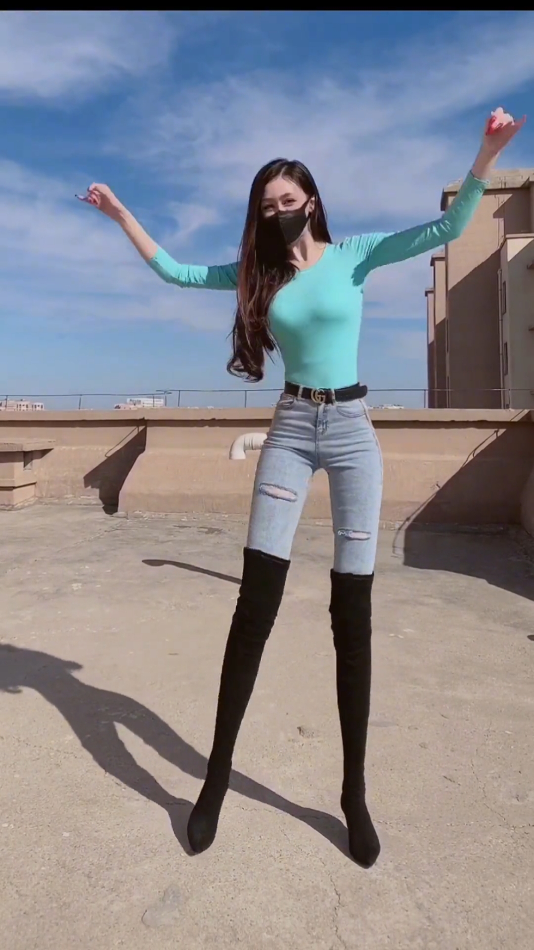 破壳计划#见过一米九的小姐姐跳民族舞吗?