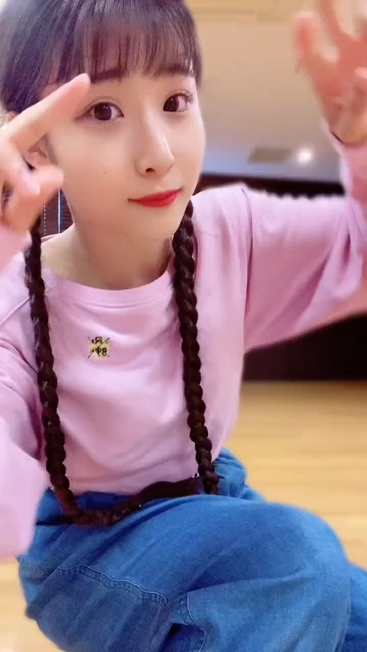 这就是街舞最美街舞女孩这么漂亮不能忍受得住吗